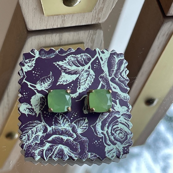 Garden Green Gumdrop Stud Earrings - Spring Trend - Picture 3 of 5